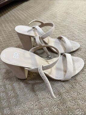 bp Light Beige Suede Block Heel Sandals